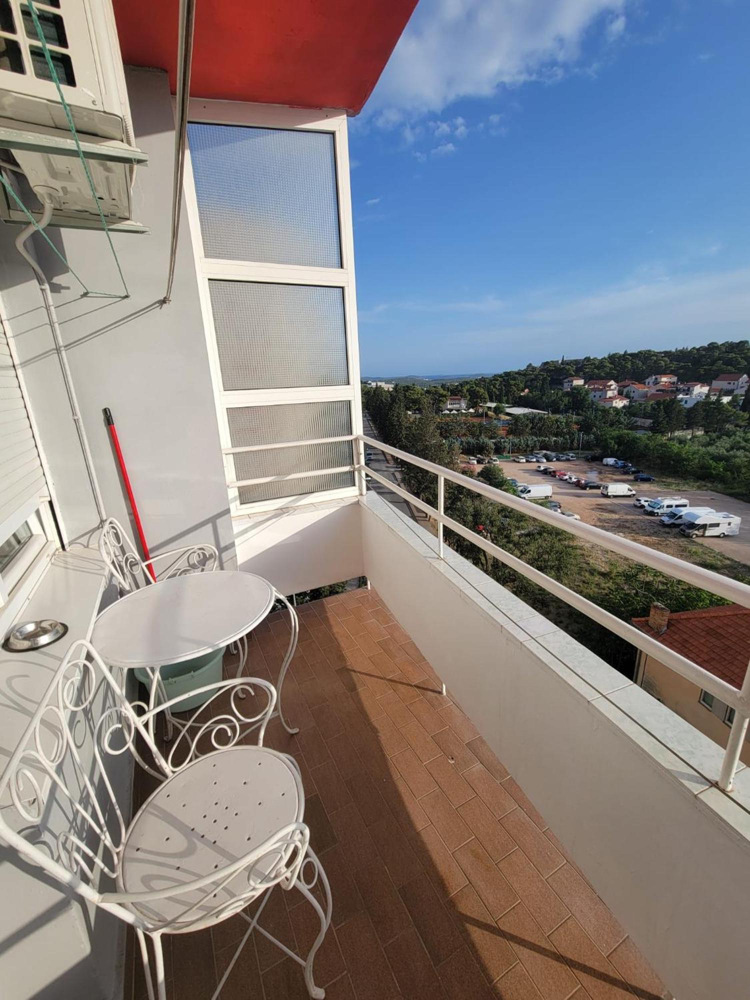 Apartment Madona 希贝尼克 外观 照片